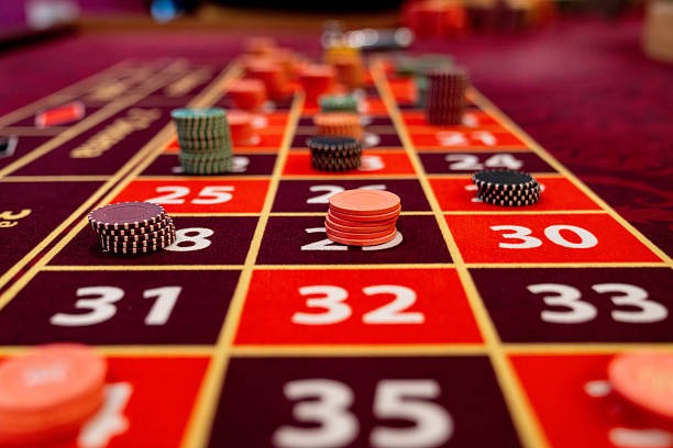 Togel Online draw interface showing number selection and live results on pajaktoto
