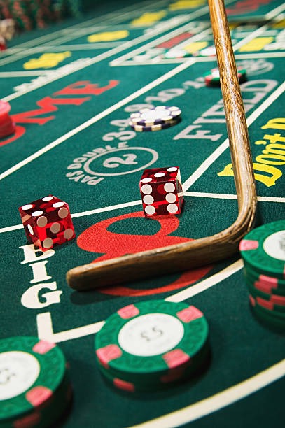 Mobile phone displaying pajaktoto live blackjack table interface